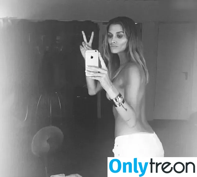Cheyenne Tozzi nude photo #0022 (cheyennetozzi)