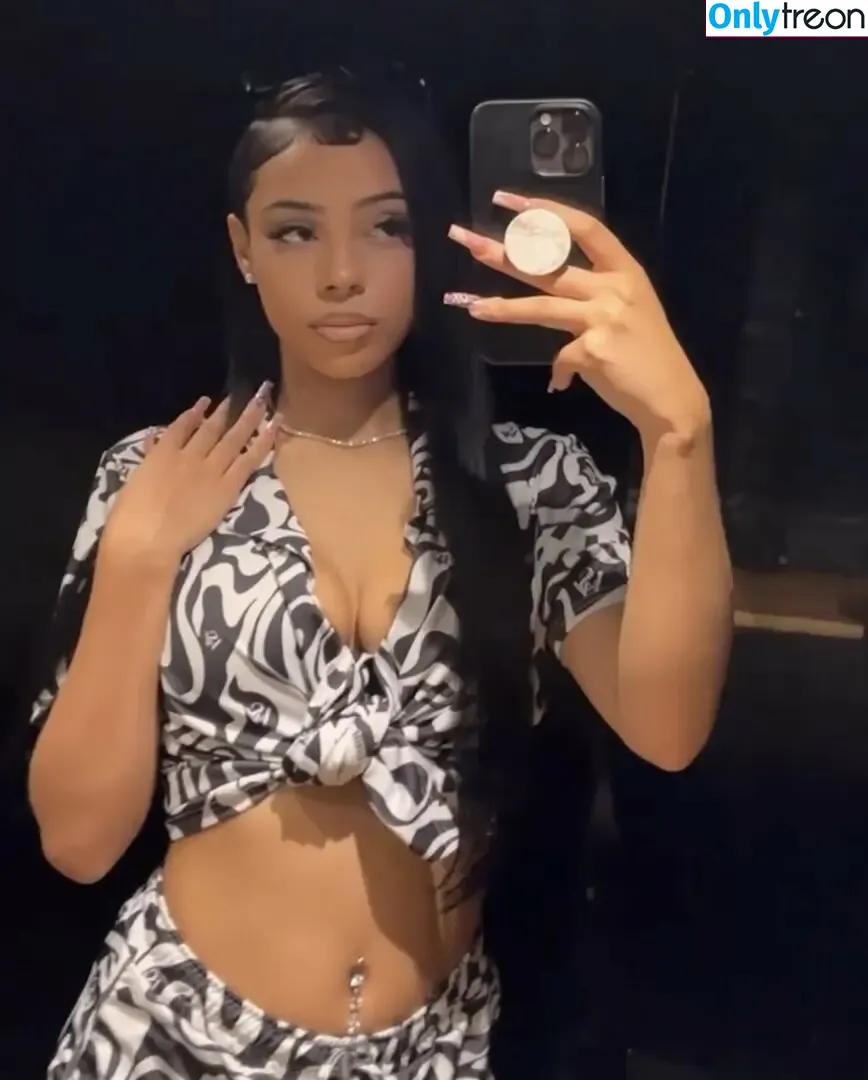 _cheyglizzy nude photo #0002 (Chey Glizzy / Cheyglizzy / _cheyglizzy_ / cheygoescrazy)