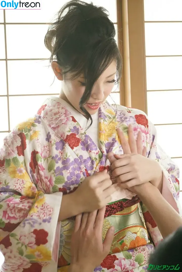 Chiaki Hidaka nude photo #0027 (hidakachiaki)