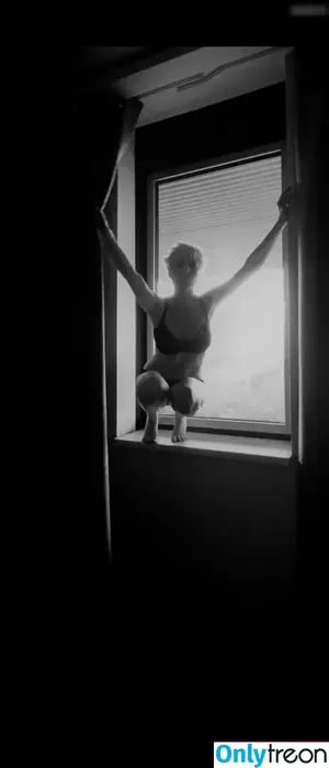 Chiara Baluch / chiarabaluch nude photo #0006