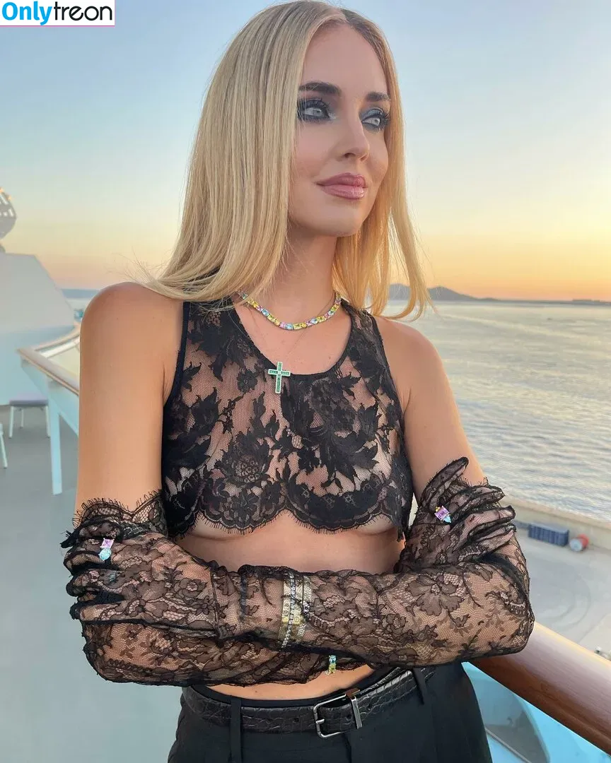 Chiara Ferragni nude photo #0089 (chiaraferragni / chiaraferragniof)