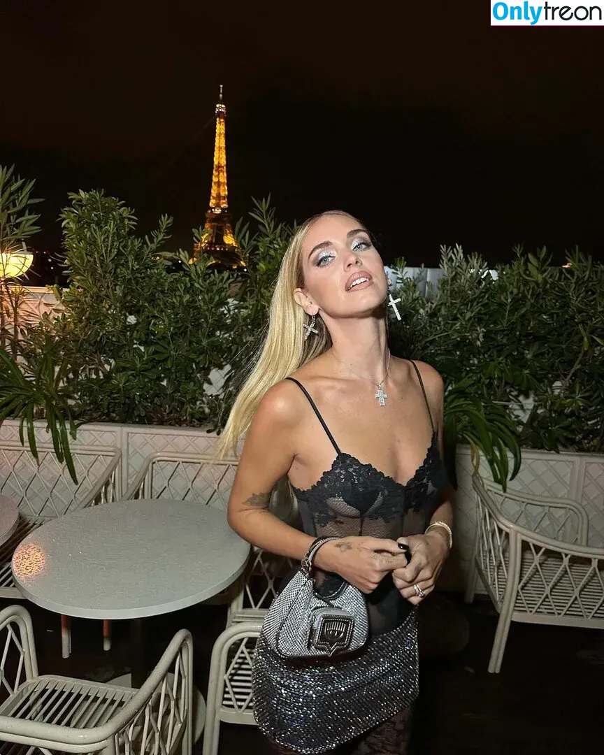 Chiara Ferragni nude photo #0106 (chiaraferragni / chiaraferragniof)