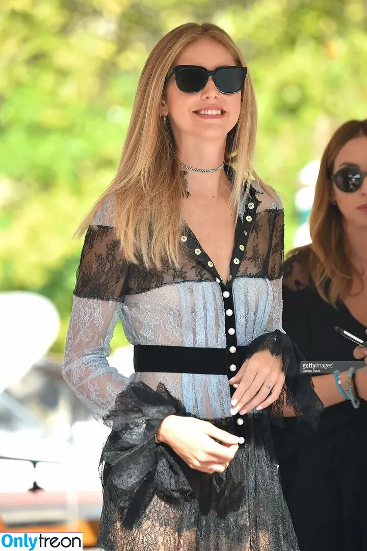 Chiara Ferragni nude photo #0205 (chiaraferragni / chiaraferragniof)