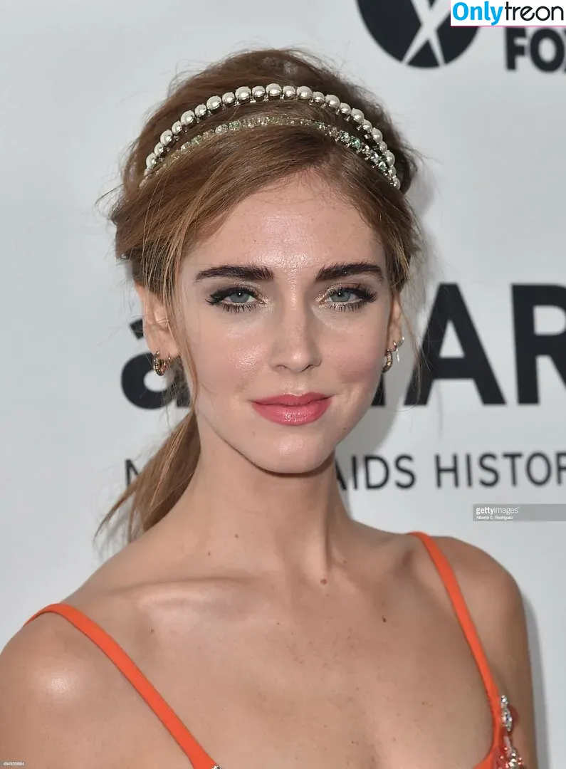 Chiara Ferragni nude photo #0222 (chiaraferragni / chiaraferragniof)