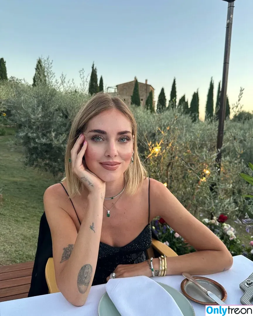 Chiara Ferragni nude photo #0342 (chiaraferragni / chiaraferragniof)