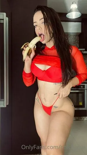 chichivzla / chichi_vzla nude photo #0036