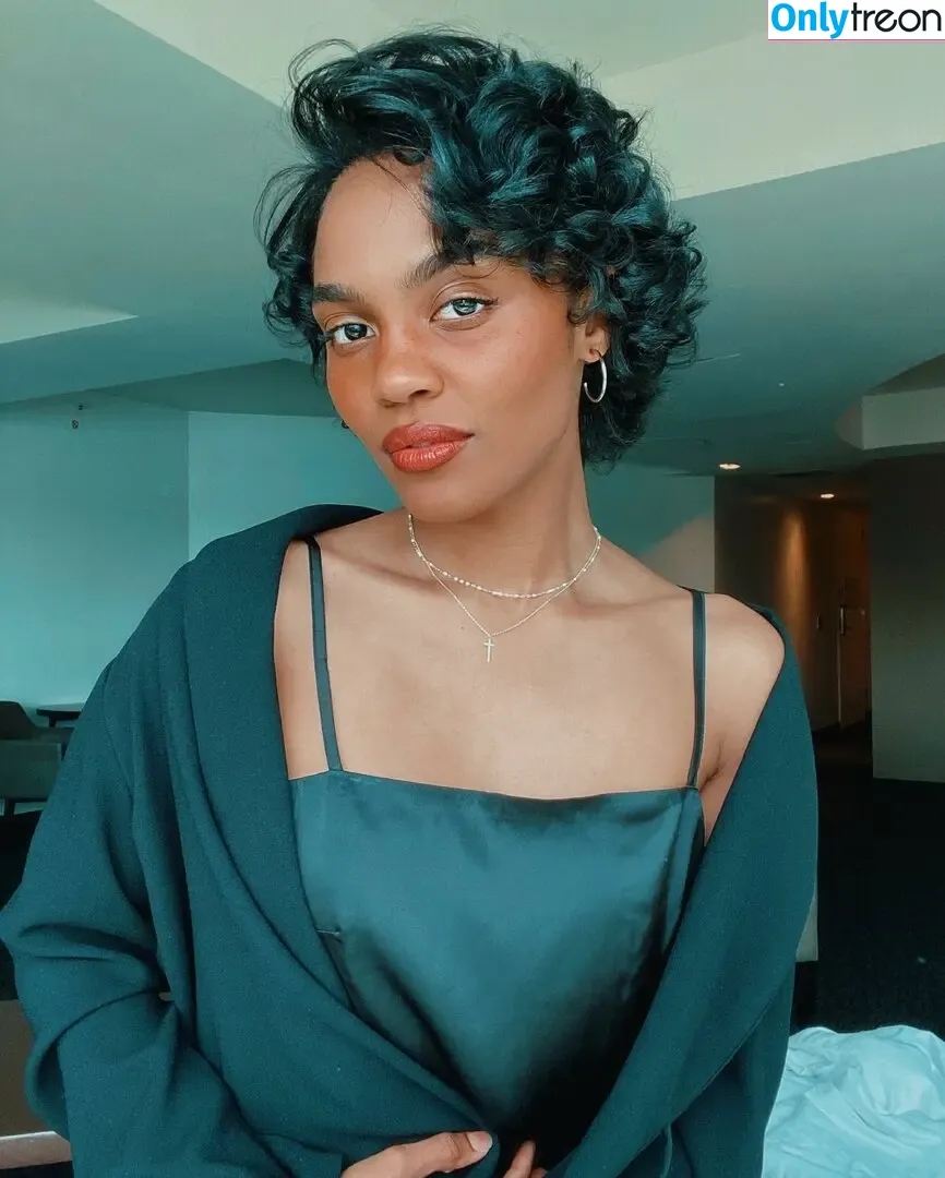 China Anne McClain nude photo #0014 (chinamcclain)