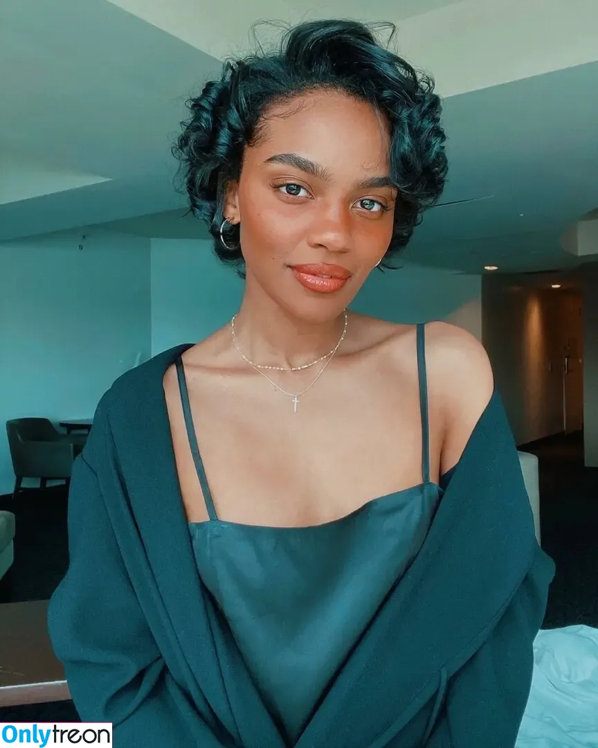 China Anne McClain nude photo #0021 (chinamcclain)