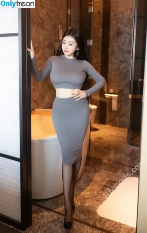 China Xiuren nude photo #1001