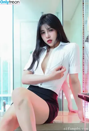 China Xiuren nude photo #2054