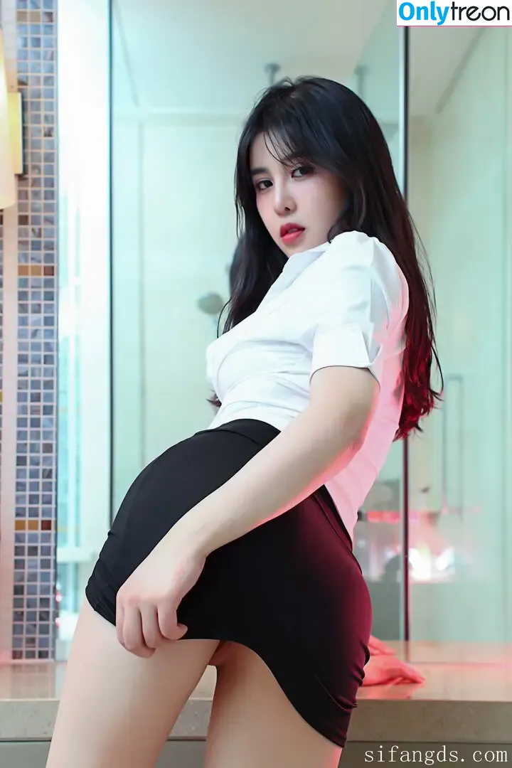 China Xiuren nude photo #2058 (China Xiuren)
