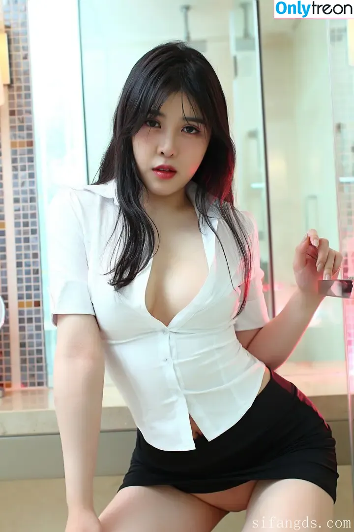 China Xiuren nude photo #2059 (China Xiuren)