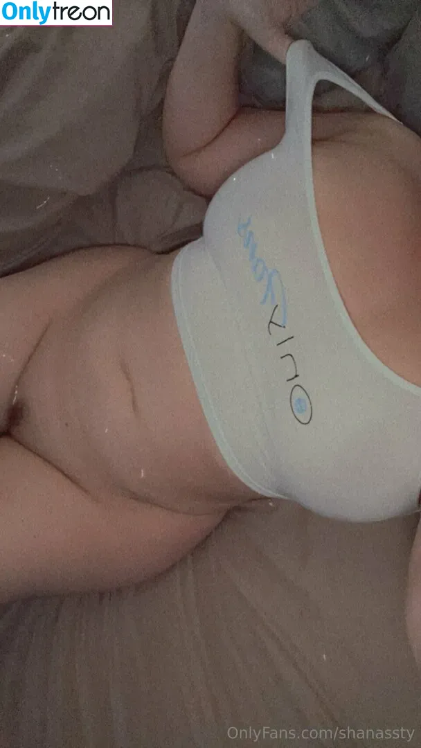 Chivelicious nude photo #0214 (martyloveswine)