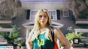 Chloë Grace Moretz / chloegmoretz nude photo #0159