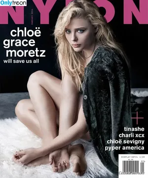 Chloë Grace Moretz / chloegmoretz nude photo #0241