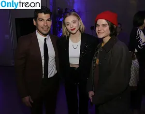 Chloë Grace Moretz / chloegmoretz nude photo #0257