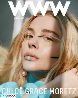 Chloë Grace Moretz / chloegmoretz nude photo #0408