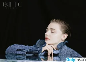 Chloë Grace Moretz / chloegmoretz nude photo #0768