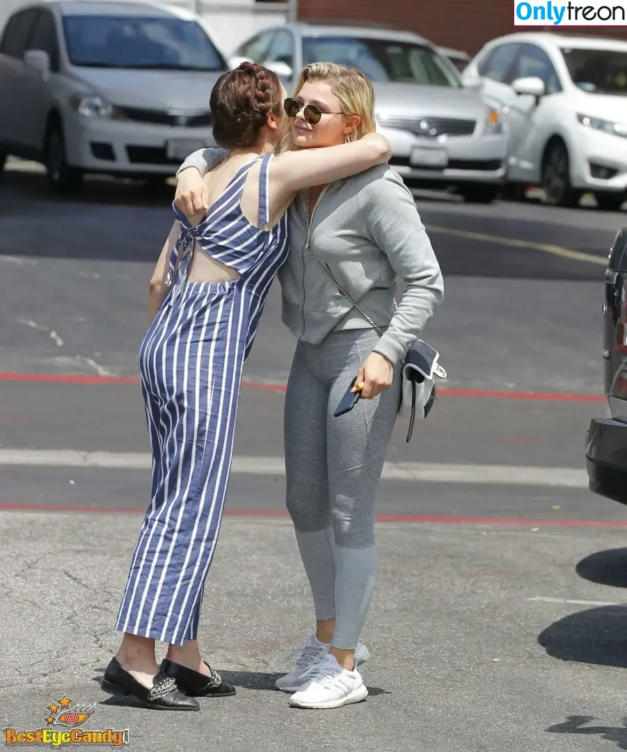 Chloë Grace Moretz nude photo #0664 (chloegmoretz)