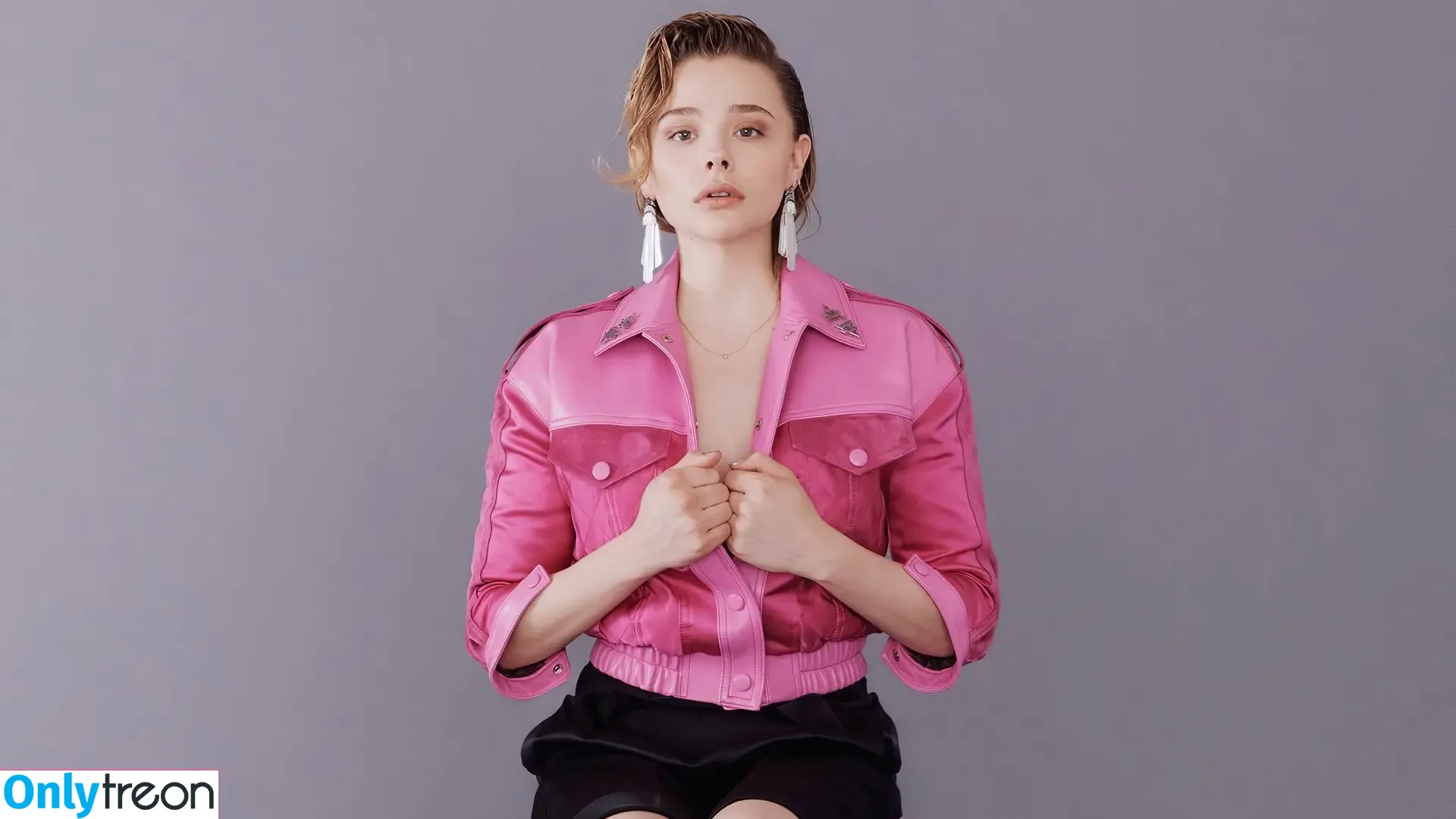 Chloë Grace Moretz nude photo #0771 (chloegmoretz)
