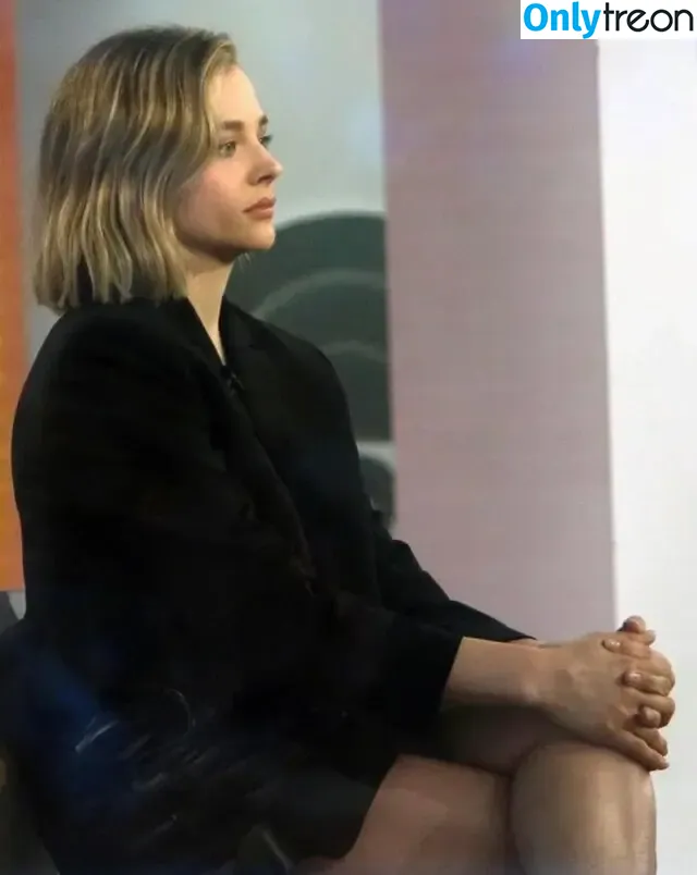 Chloë Grace Moretz nude photo #0899 (chloegmoretz)