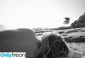 Chloë Grace Moretz / chloegmoretz nude photo #1397