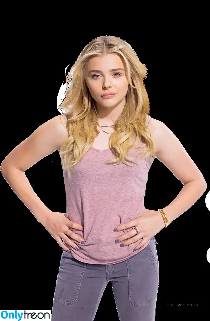 Chloë Grace Moretz nude photo #1399 (chloegmoretz)