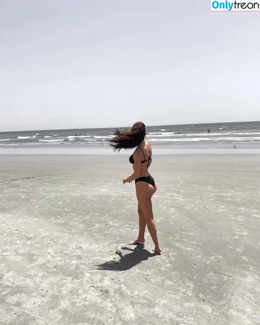 chloaust nude photo #0001 (chloaust)