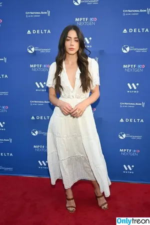 Chloe Bennet / chloebennet nude photo #0812