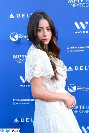 Chloe Bennet / chloebennet nude photo #0822