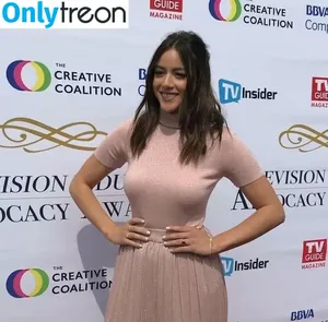 Chloe Bennet / chloebennet nude photo #0829