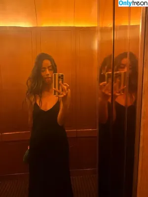 Chloe Bennet / chloebennet nude photo #0837