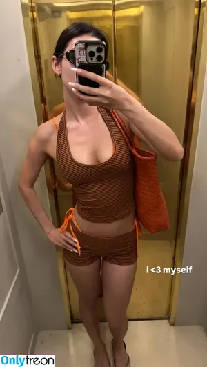 Chloë Gervais /  / Chloé Gervais / chloe_gervais nude photo #0051