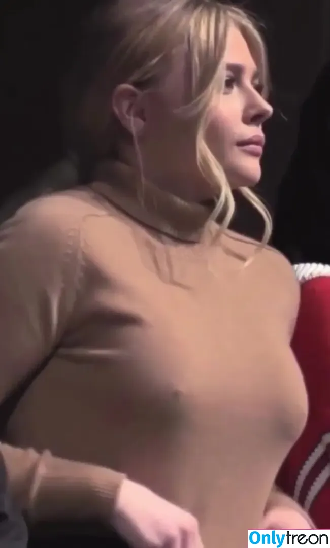 Chloe Grace Moretz nude photo #0482 (ChloeGMoretz)
