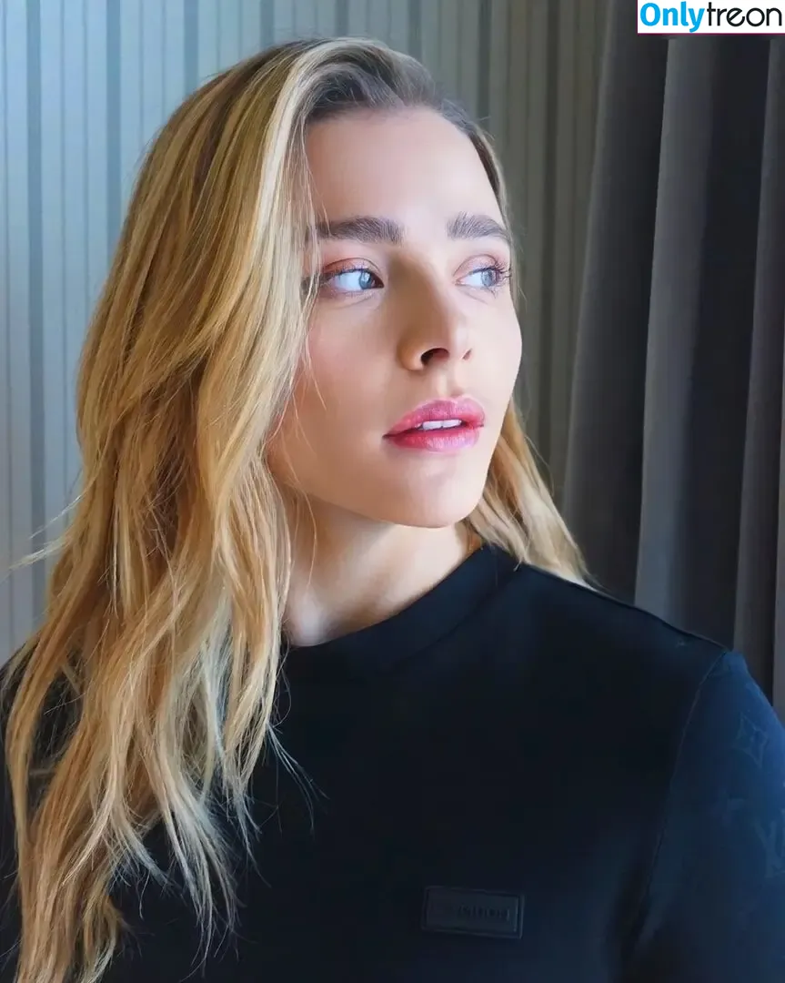 Chloe Grace Moretz nude photo #0488 (ChloeGMoretz)