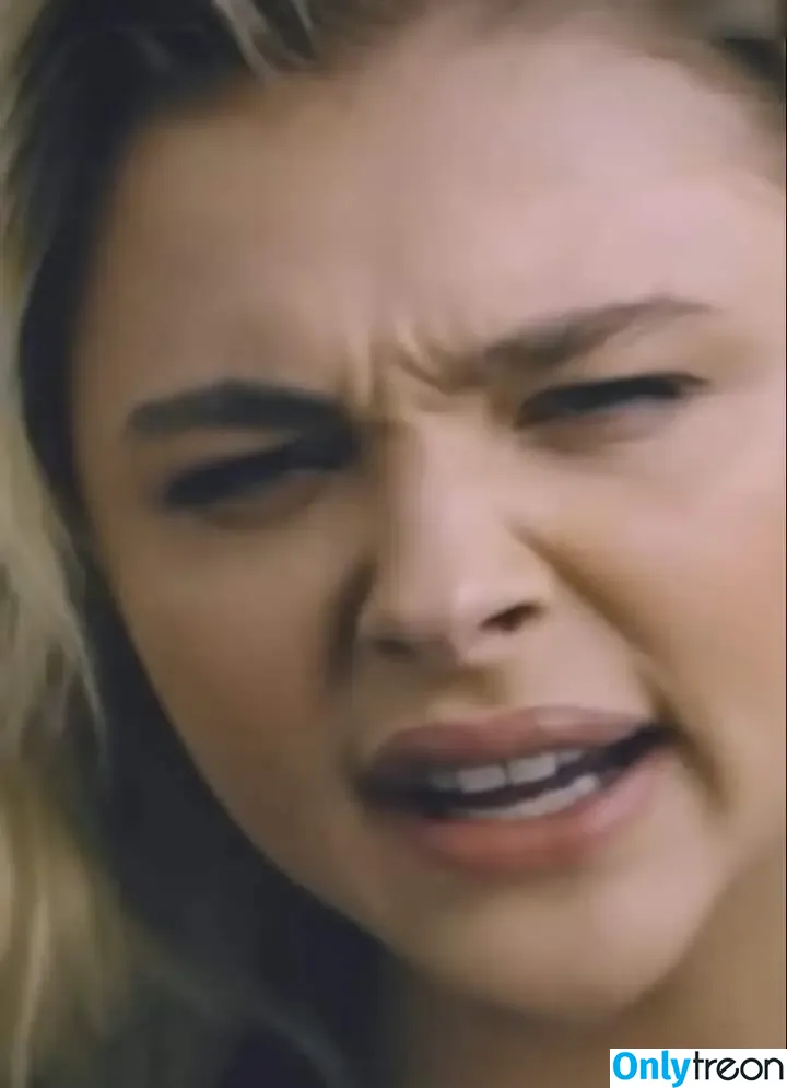 Chloe Grace Moretz nude photo #0522 (ChloeGMoretz)