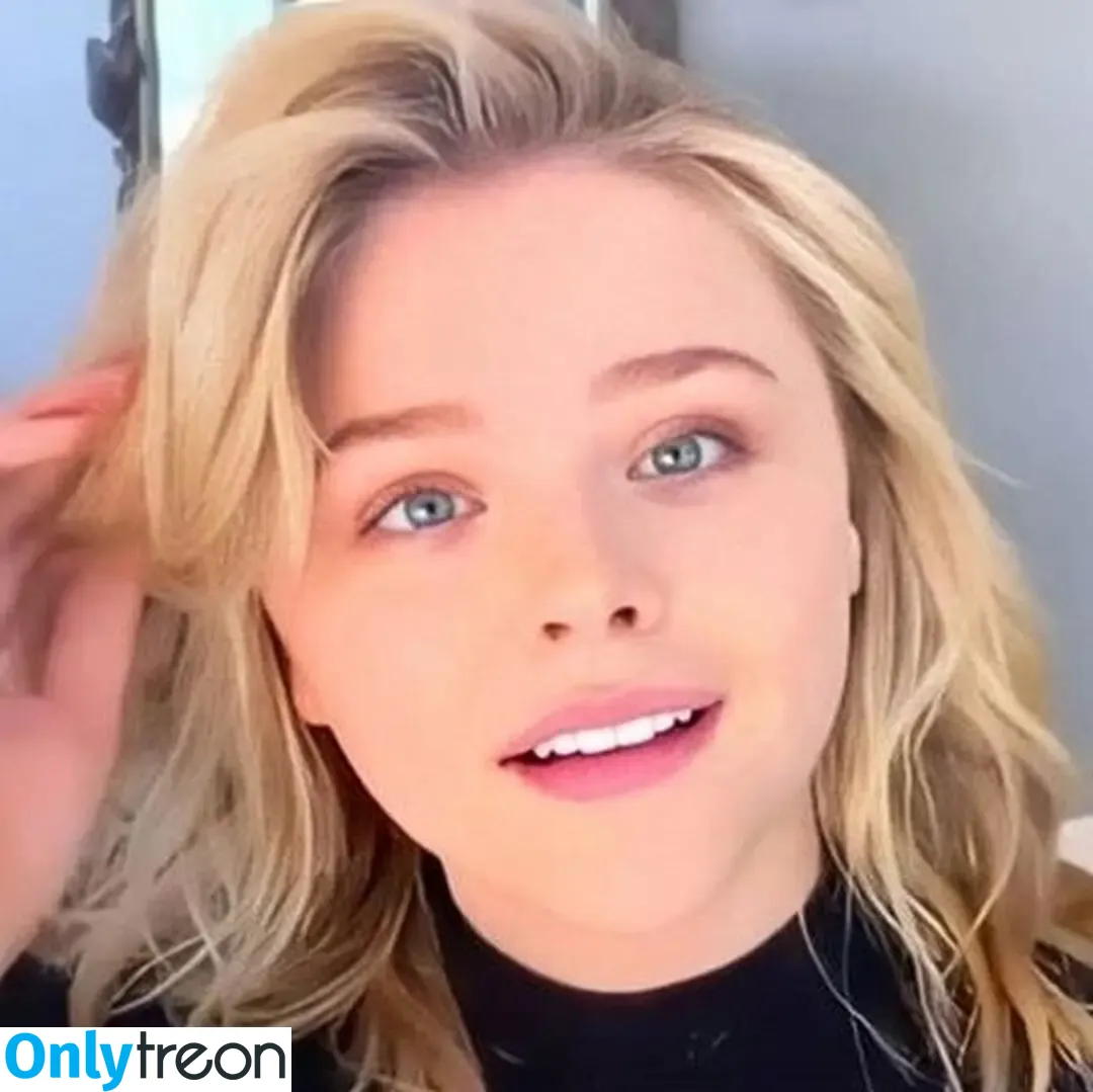 Chloe Grace Moretz nude photo #0529 (ChloeGMoretz)