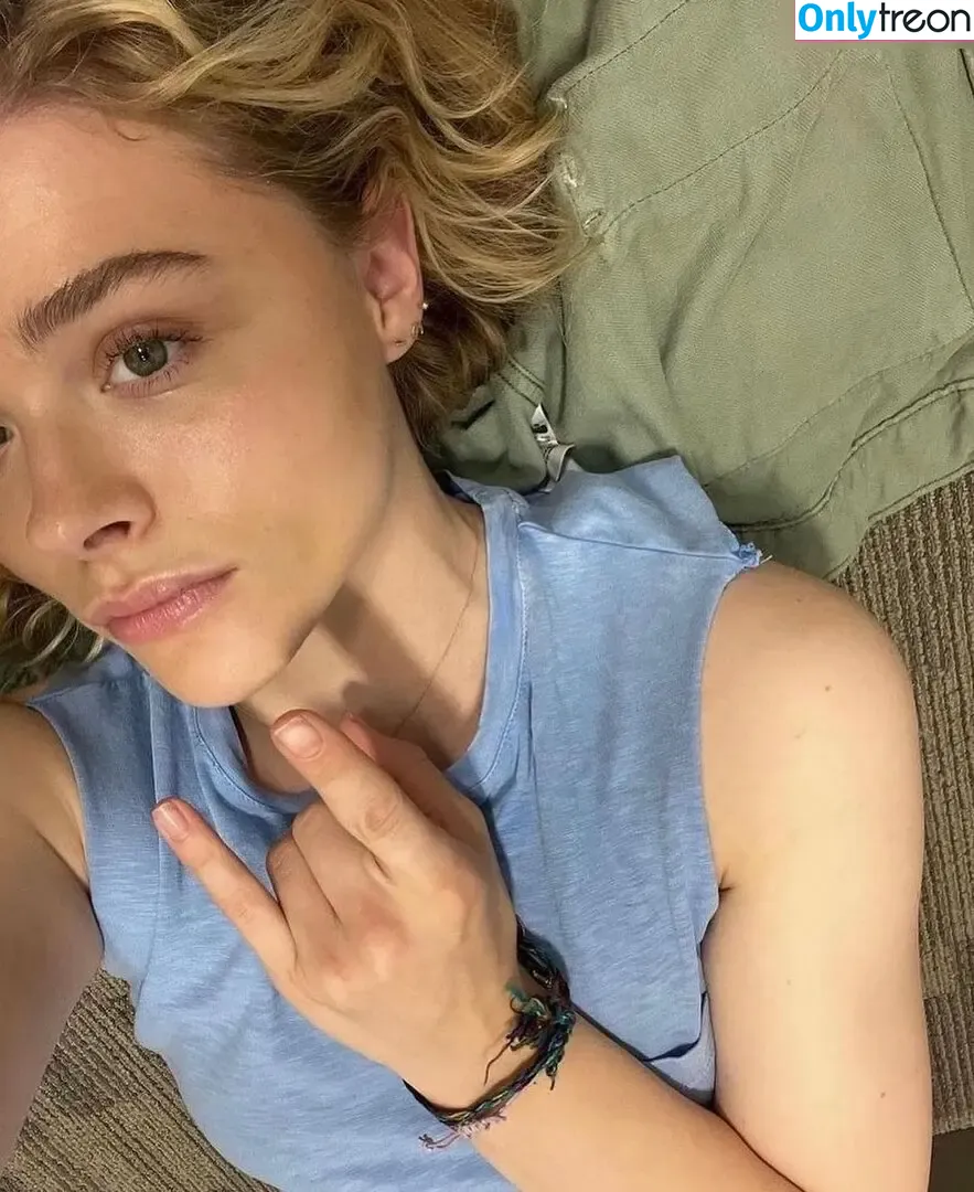 Chloe Grace Moretz nude photo #0575 (ChloeGMoretz)
