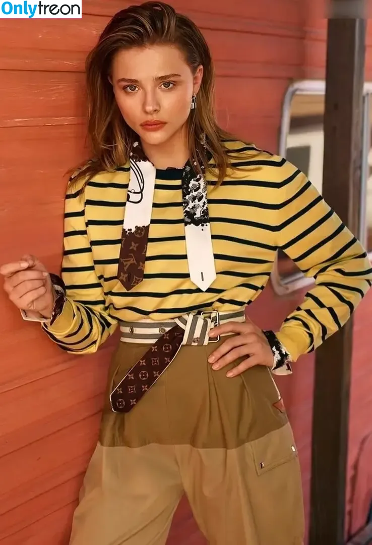 Chloe Grace Moretz nude photo #0595 (ChloeGMoretz)
