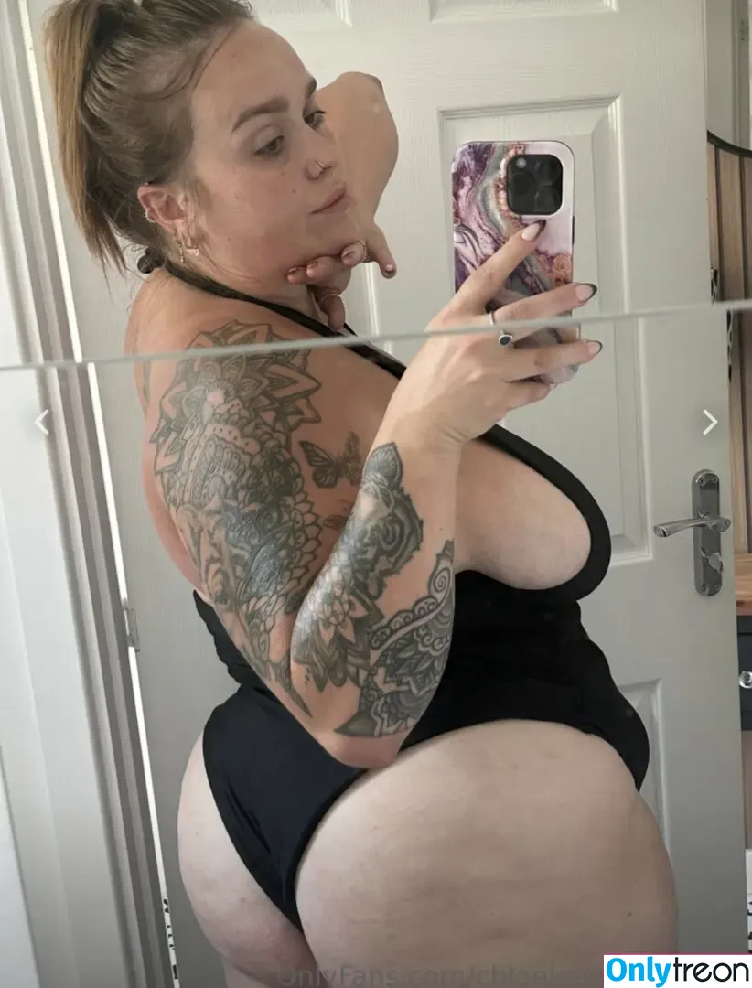 Chloe Hatton nude photo #0067 (Chloelouisehattonox)