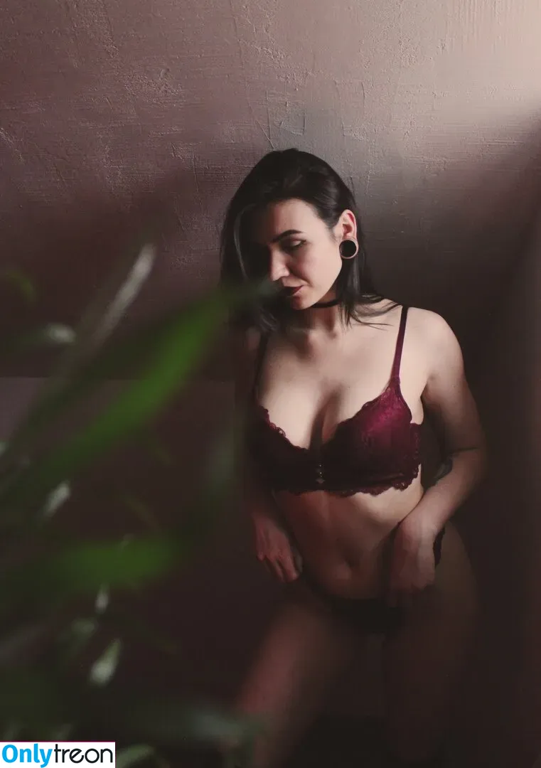 Chloe Ventura nude photo #0010 (chloe.ventura / chloeventura)