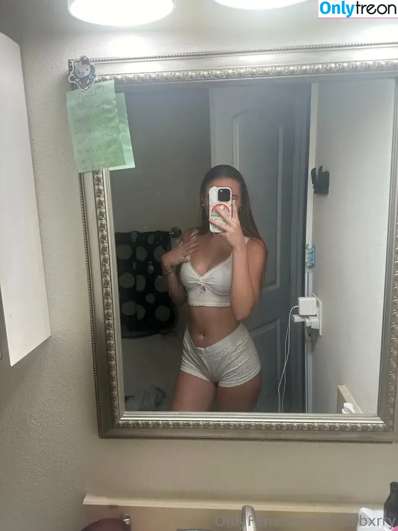 chloebxrry nude photo #0049 (chloebarryhang)