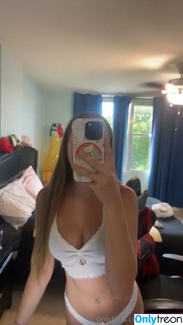 chloebxrry nude photo #0056 (chloebarryhang)