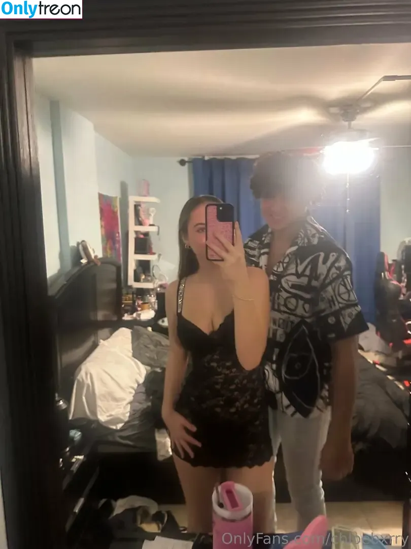 chloebxrry nude photo #0117 (chloebarryhang)