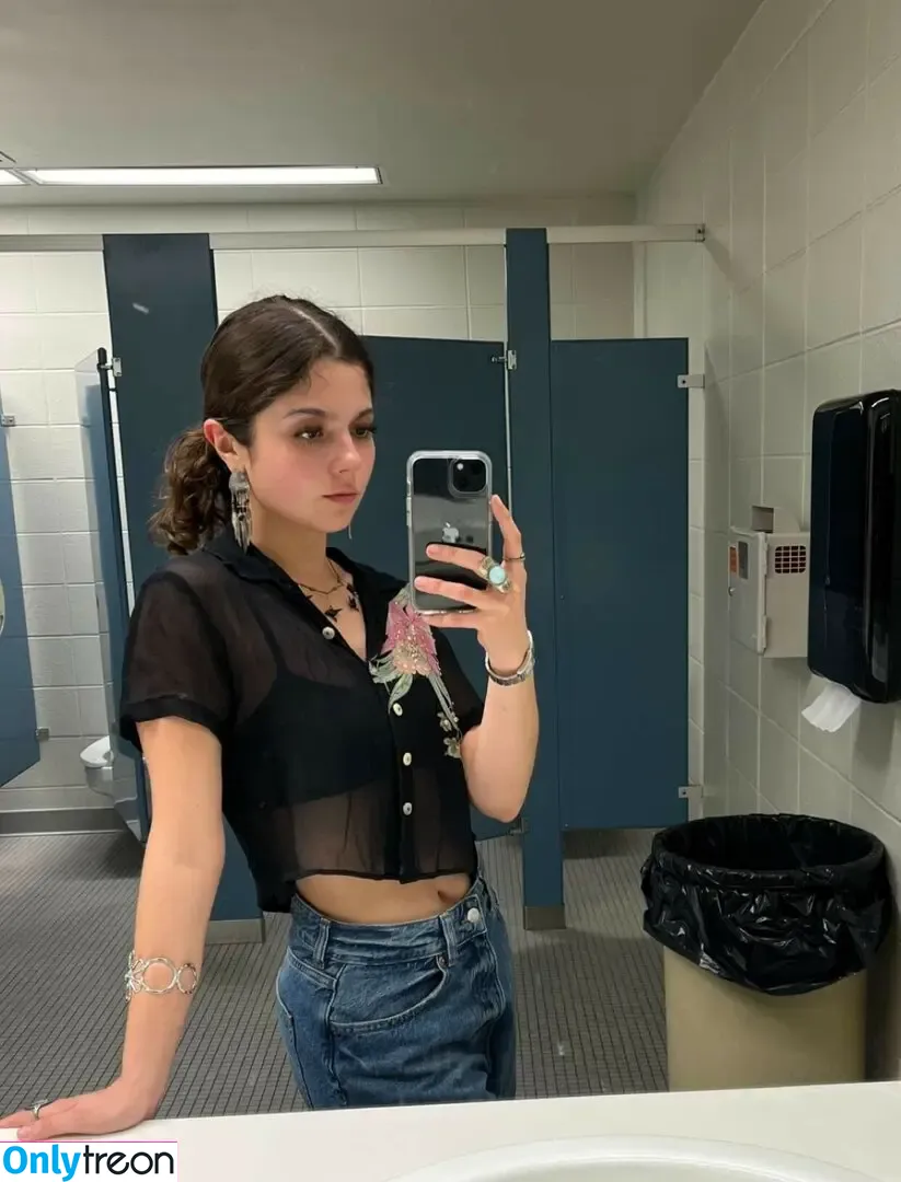 Chloeforero nude photo #0088 (chode.1307 / snotmob)