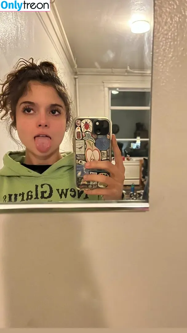 Chloeforero nude photo #0127 (chode.1307 / snotmob)