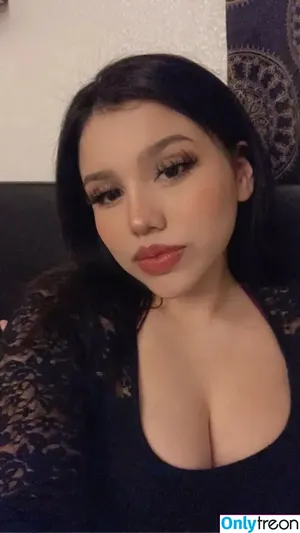 Chonalatetona /  / Bigtittysnomilk / Julissa Solis / chonnnaaaa nude photo #0006