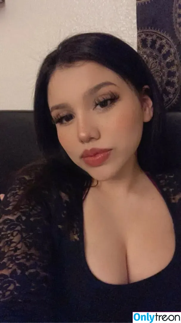 Chonalatetona nude photo #0006 ( / Bigtittysnomilk / Julissa Solis / chonnnaaaa)