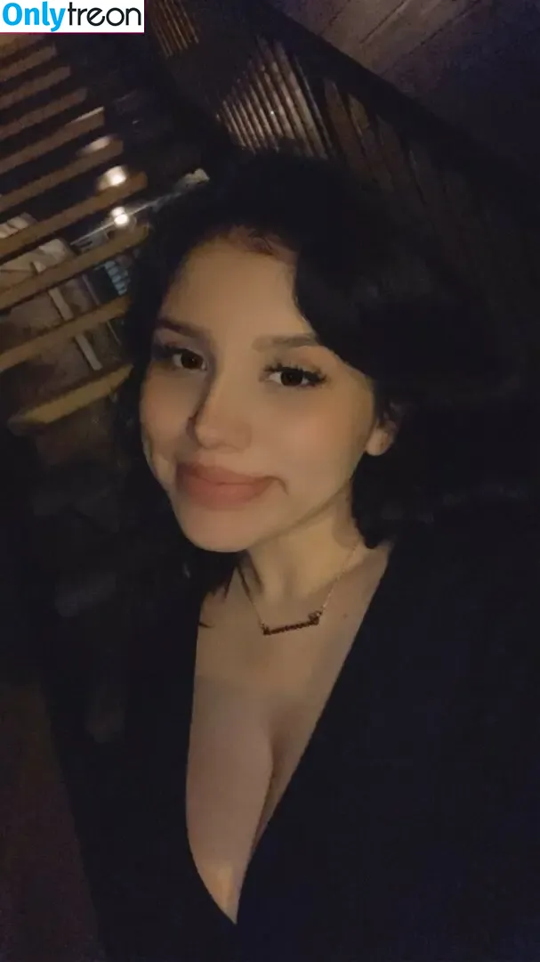 Chonalatetona nude photo #0007 ( / Bigtittysnomilk / Julissa Solis / chonnnaaaa)