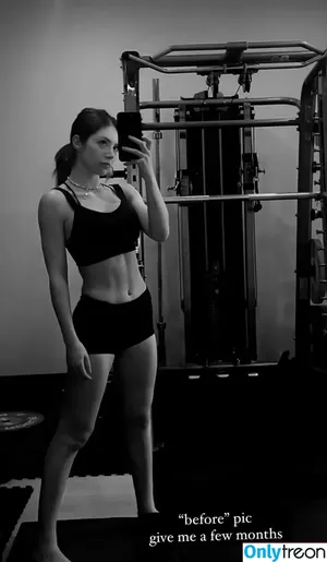 Chrissy Costanza / chrissycostanza nude photo #0585